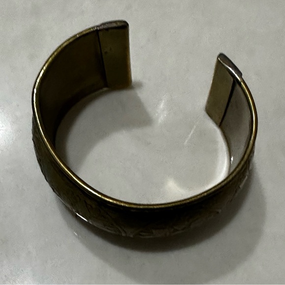 Vintage Copper Brass Cuff Bracelet Made in India Embossed - Picture 8 of 9
